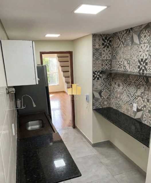 Conheça Cobertura no Democrata 5. do imóvel - Venda Cobertura Duplex 3 Quartos com Suíte Espaço Gourmet Integrado Terraço Coberto e 2 Vagas Bairro Democrata Juiz de Fora MG - TFCO30035 - 17 Cobertura no Democrata 5. - 17