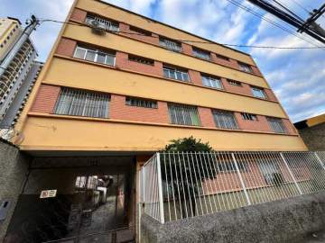Imperdível - 2 Quartos em plena Av. Rio Branco - TFAP20317