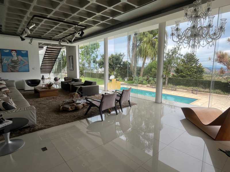 Imperdível - Casa de Alto Luxo à venda, cotendo 4 Suítes com closet, área gourmet e piscina no Novo Horizonte - TFCA40002