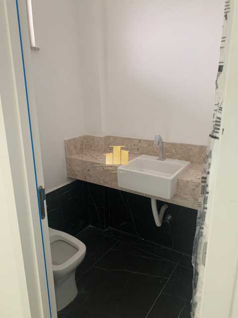 Conheça WhatsApp Image 2024-11-14 at 1 do imóvel - Cobertura 4 suites, 4 vagas e varanda gourmet no Estrela Sul - TFCO40007 - 16 WhatsApp Image 2024-11-14 at 1 - 16