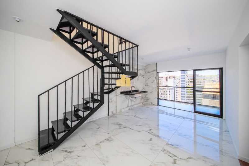 Ótima localização - Cobertura 2 quartos / 1 suite ao lado do Colégio dos Jesuítas - TFCO20007