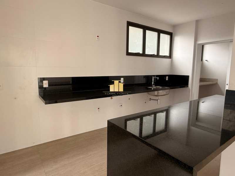 WhatsApp Image 2025-01-17 at 1 - 9