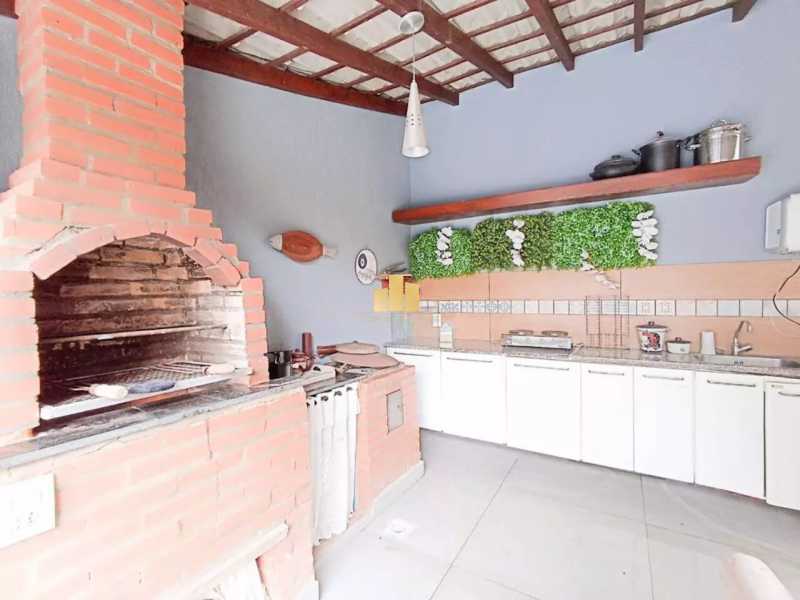 Imperdível - Casa Duplex à Venda no Condomínio São Lucas - TFCN50002