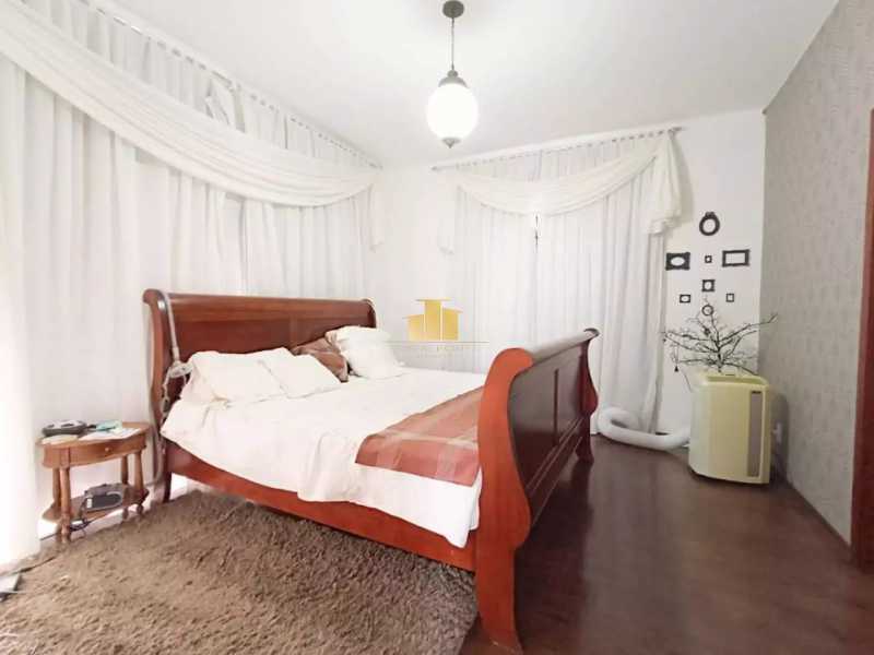 Imperdível - Casa Duplex à Venda no Condomínio São Lucas - TFCN50002