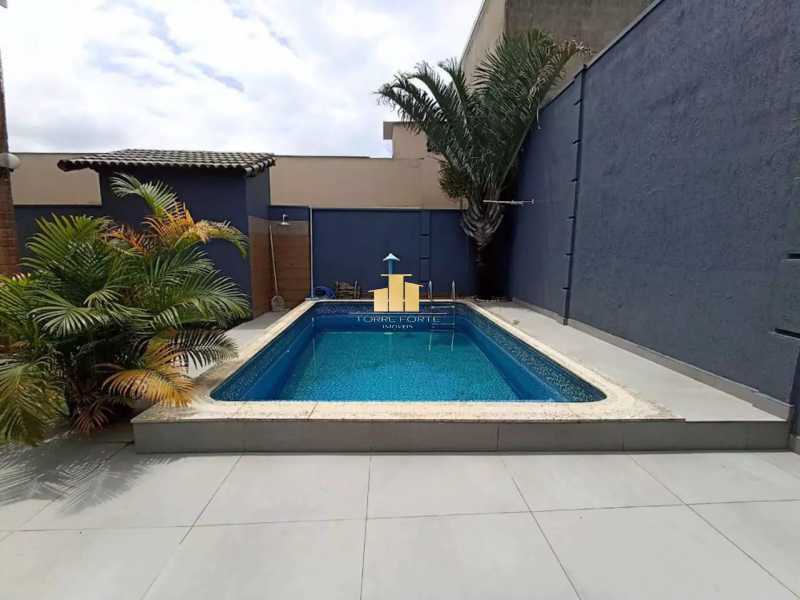 Imperdível - Casa Duplex à Venda no Condomínio São Lucas - TFCN50002