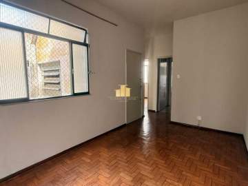 Ótima localização - Apartamento 3 quartos à Venda no Centro - TFAP30089