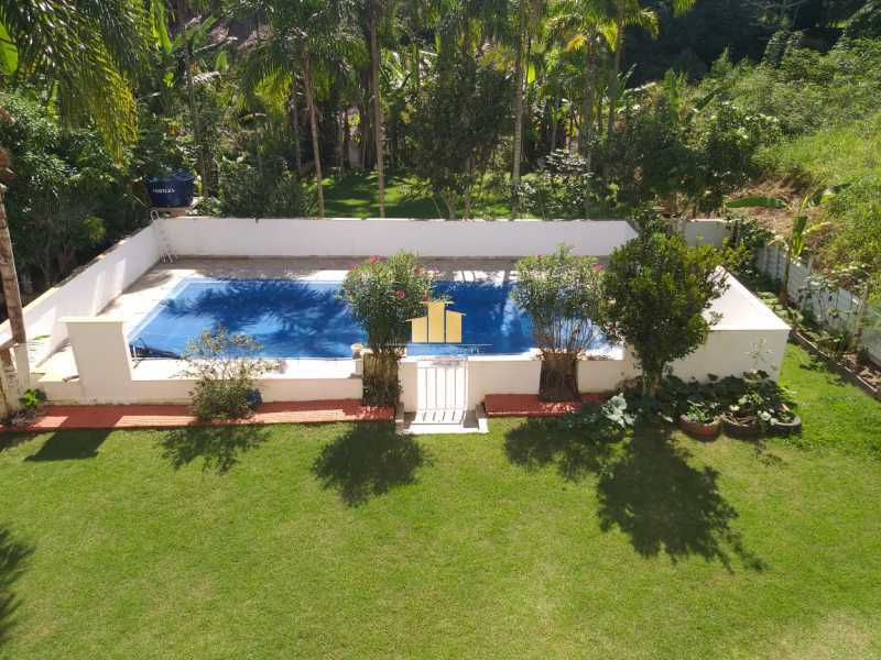 WhatsApp Image 2025-04-29 at 1 - 1