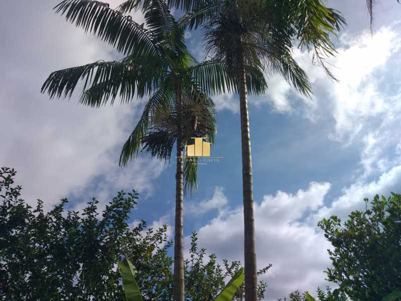 WhatsApp Image 2025-04-29 at 1 - 7