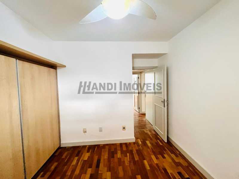 quarto 4 b - 22