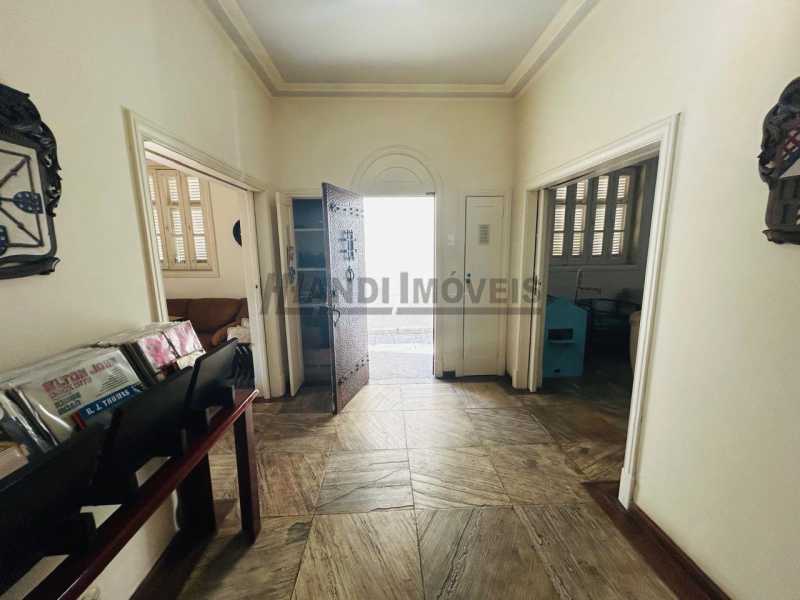 Conheça WhatsApp Image 2024-09-02 at 1 do imóvel - Casa 5 quartos à venda Laranjeiras, Rio de Janeiro - R$ 2.590.000 - HLCA50003 - 10 WhatsApp Image 2024-09-02 at 1 - 10
