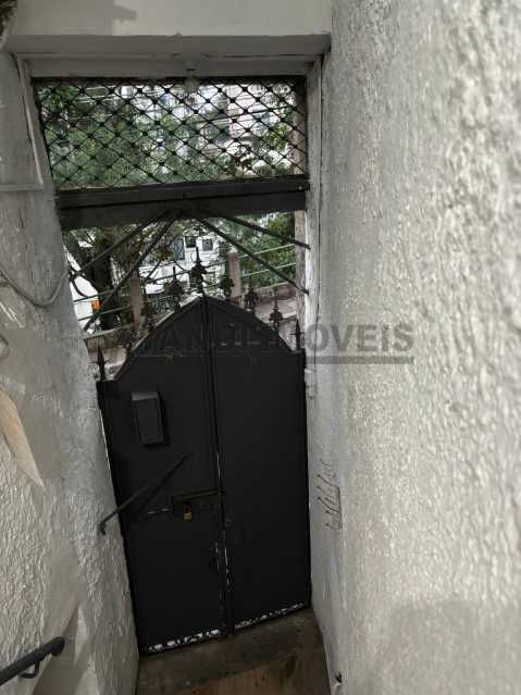 Conheça 39. do imóvel - Casa 4 quartos à venda Centro, Rio de Janeiro - R$ 750.000 - HLCA40008 - 26 39. - 26