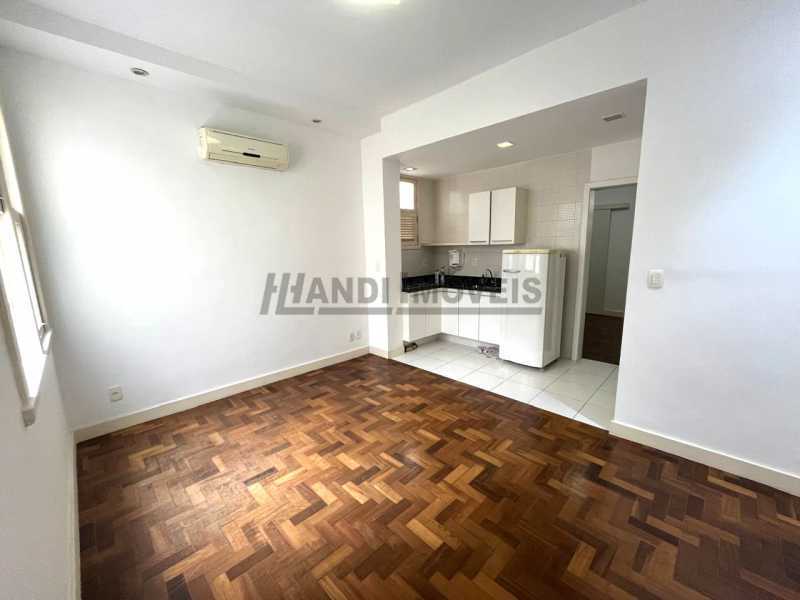 Conheça WhatsApp Image 2024-10-29 at 1 do imóvel - Apartamento 1 quarto à venda Copacabana, Rio de Janeiro - R$ 465.000 - HLAP10327 - 5 WhatsApp Image 2024-10-29 at 1 - 5