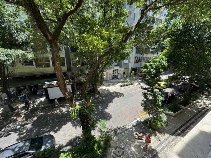 Conheça WhatsApp Image 2025-01-21 at 1 do imóvel - Apartamento 3 quartos à venda Copacabana, Rio de Janeiro - R$ 1.200.000 - HLAP30433 - 6 WhatsApp Image 2025-01-21 at 1 - 6