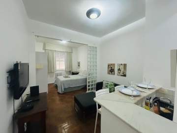 Kitnet/Conjugado 32m² à venda Copacabana, Rio de Janeiro - R$ 490.000 - HLKI10099