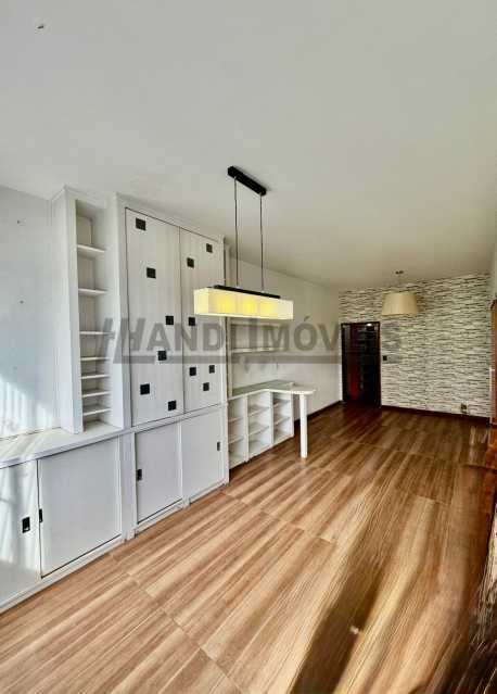 WhatsApp Image 2025-10-21 at 1 - 1