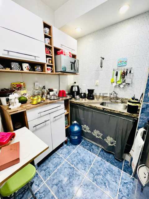 Conheça WhatsApp Image 2025-10-23 at 1 do imóvel - Kitnet/Conjugado 40m² à venda Copacabana, Rio de Janeiro - R$ 580.000 - HLKI10103 - 6 WhatsApp Image 2025-10-23 at 1 - 6