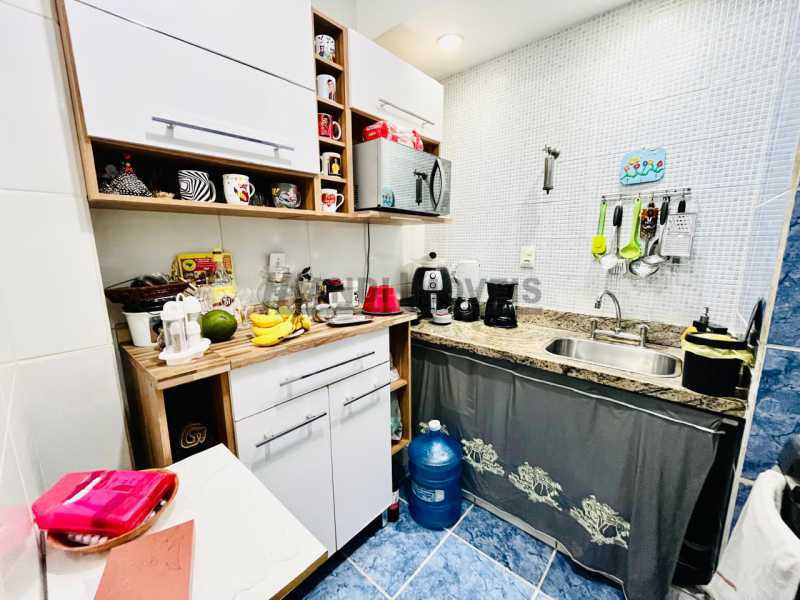 Conheça WhatsApp Image 2025-10-23 at 1 do imóvel - Kitnet/Conjugado 40m² à venda Copacabana, Rio de Janeiro - R$ 580.000 - HLKI10103 - 7 WhatsApp Image 2025-10-23 at 1 - 7