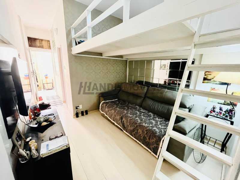 Conheça WhatsApp Image 2025-10-23 at 1 do imóvel - Kitnet/Conjugado 40m² à venda Copacabana, Rio de Janeiro - R$ 580.000 - HLKI10103 - 12 WhatsApp Image 2025-10-23 at 1 - 12