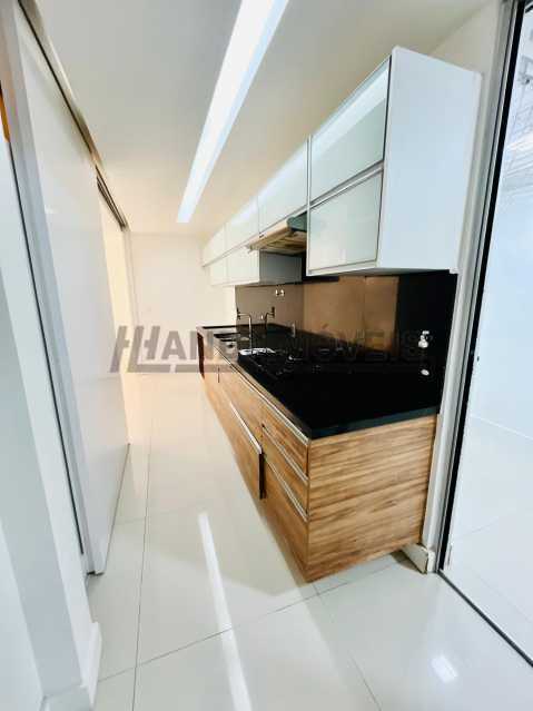 Conheça WhatsApp Image 2025-10-23 at 1 do imóvel - Apartamento 2 quartos à venda Copacabana, Rio de Janeiro - R$ 1.400.000 - HLAP20472 - 21 WhatsApp Image 2025-10-23 at 1 - 21