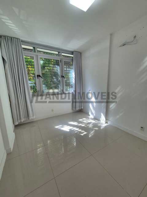 Conheça WhatsApp Image 2025-10-24 at 1 do imóvel - Apartamento 2 quartos à venda Copacabana, Rio de Janeiro - R$ 1.400.000 - HLAP20472 - 15 WhatsApp Image 2025-10-24 at 1 - 15