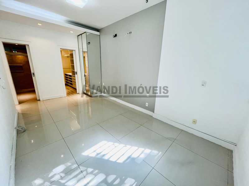 Conheça WhatsApp Image 2025-10-23 at 1 do imóvel - Apartamento 2 quartos à venda Copacabana, Rio de Janeiro - R$ 1.400.000 - HLAP20472 - 11 WhatsApp Image 2025-10-23 at 1 - 11