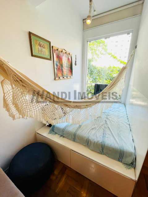 WhatsApp Image 2025-12-12 at 1 - 9