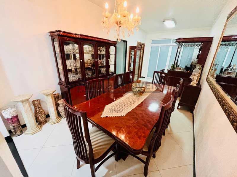 WhatsApp Image 2025-10-08 at 1 - 8