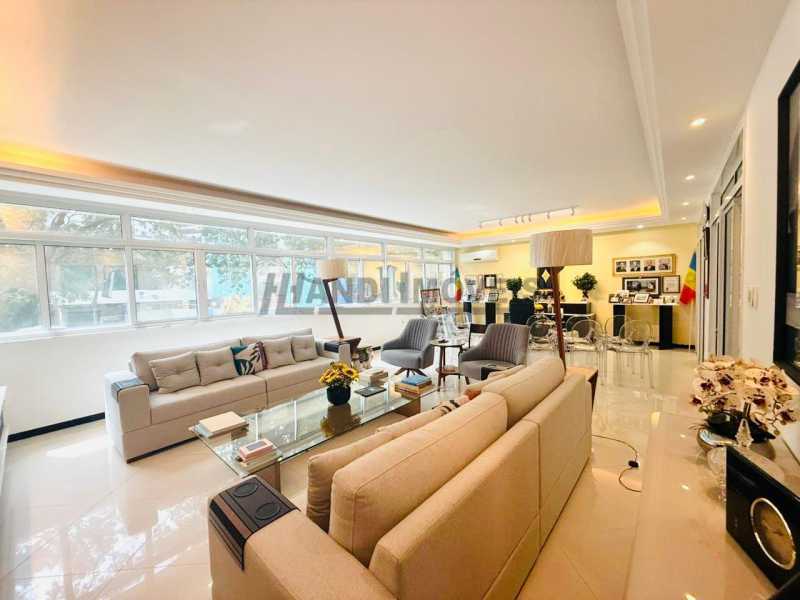 WhatsApp Image 2025-10-08 at 1 - 2