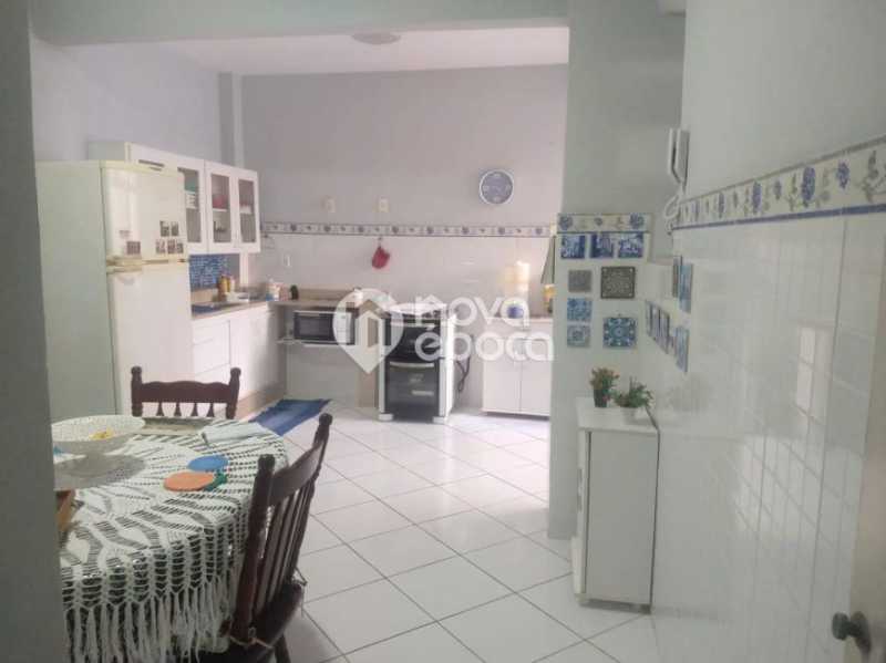 7caa02de878d1dd30cf7d0e2853185 - 4