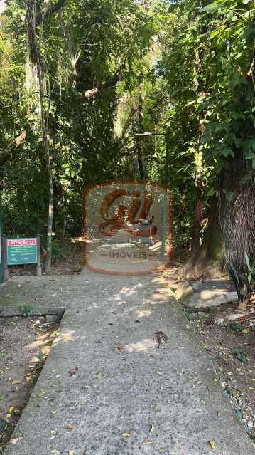 283282d8-5b70-4dde-97bb-6f92e5 - 19