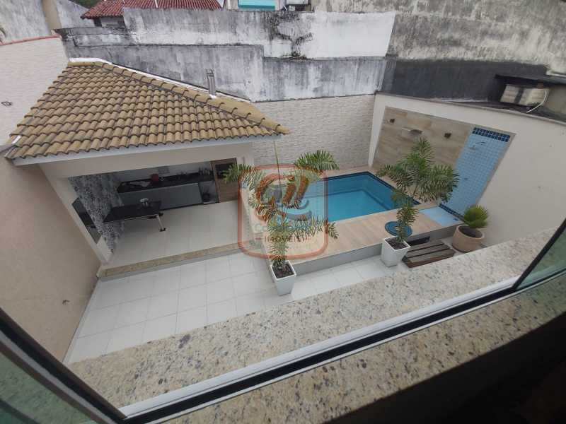 4e7115f7-828a-426b-a517-249efa - 4