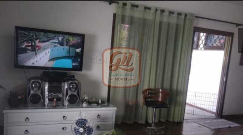7fb6be07-7830-438c-9bf1-70123d - 4