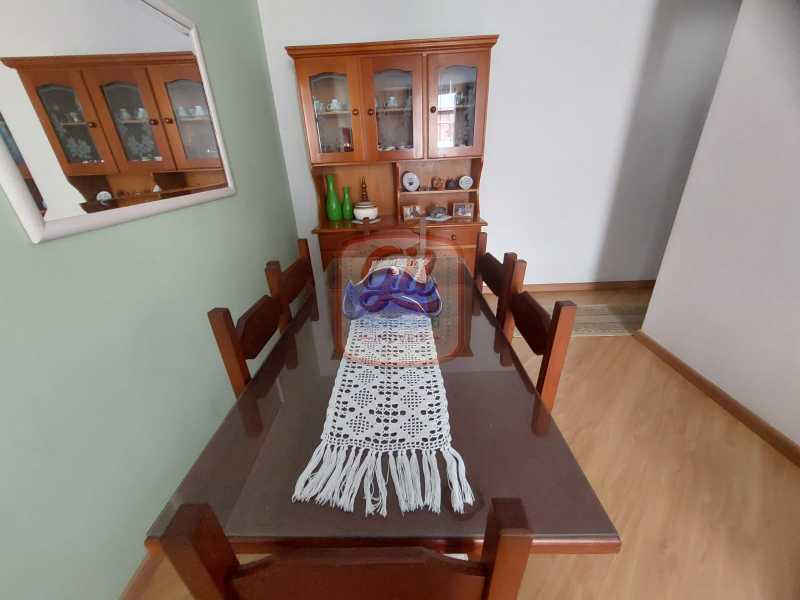 8293bf23-4bd8-423a-871a-8f7906 - 6