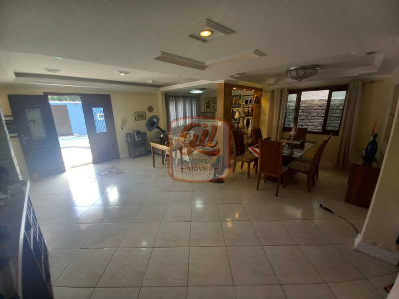 WhatsApp Image 2023-04-04 at 1 - 9