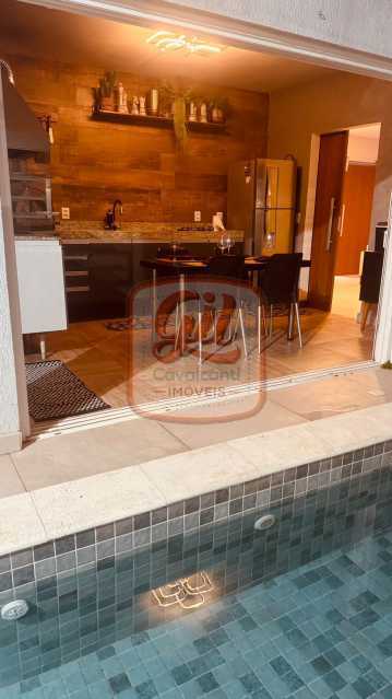 4fbd9523-3256-421a-8f89-400fcf - 3