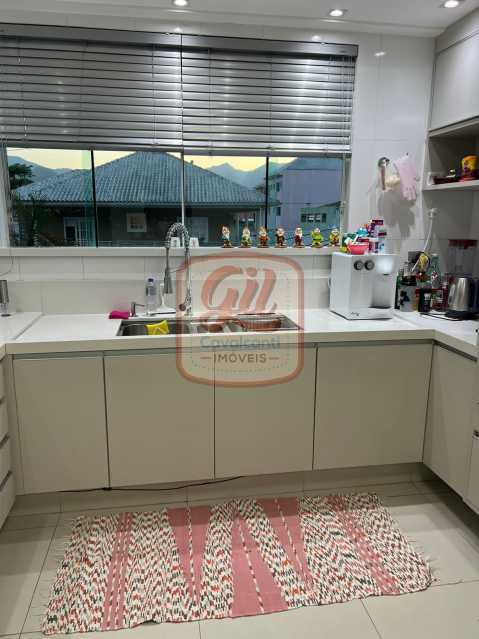 496bd486-ee75-46fa-9384-83c0f8 - 10