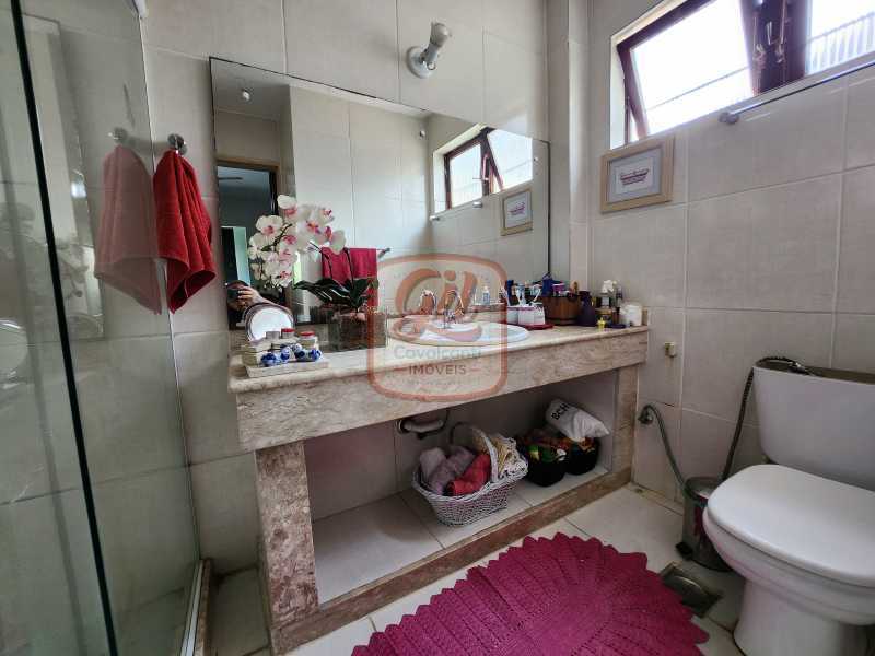 5cc33102-4726-4029-8d4b-1efea1 - 19