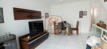 Oportunidade! - Casa em Condomínio : Triplex / Residencial / Taquara - CS3394