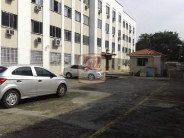 Janelas Amplas - apto vazio 02 quartos junto ao centro da Taquara e da praça Jauru condomínio barato - AP3032