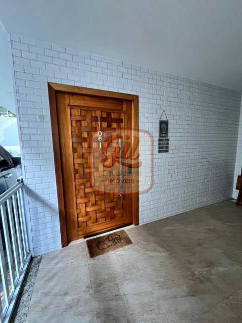 7dae212b-700f-46fc-8c8c-fd8942 - 18