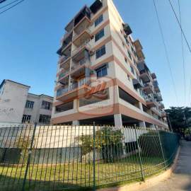 Ótima localização - Coração da taquara apartamento vazio salão 02 ambientes 02 quartos cozinha banheiro com blindex - AP3097