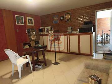 CASA EM CONDOMÍNIO, PRÓXIMO CENTRO DA TAQUARA, PISCINA, ÁREA GOURMET, 03 QUARTOS SENDO 01 SUÍTE. - CS3555
