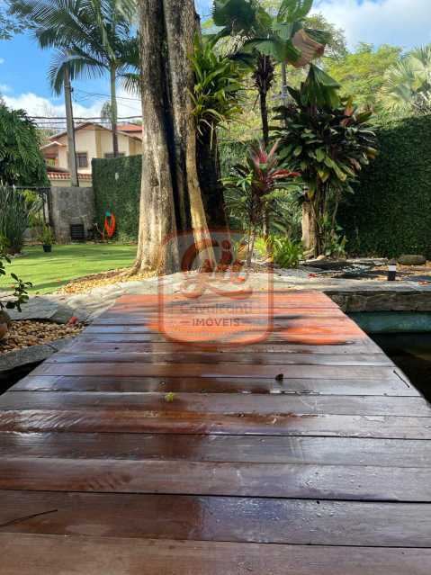 ed3d9f6d-0321-4522-9c18-3dfb0a - 11
