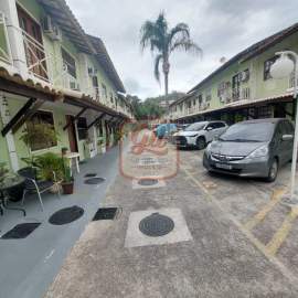 Fácil acesso! - Casa duplex condomínio fechado 03 quartos suite varanda 01 vaga - CS3576