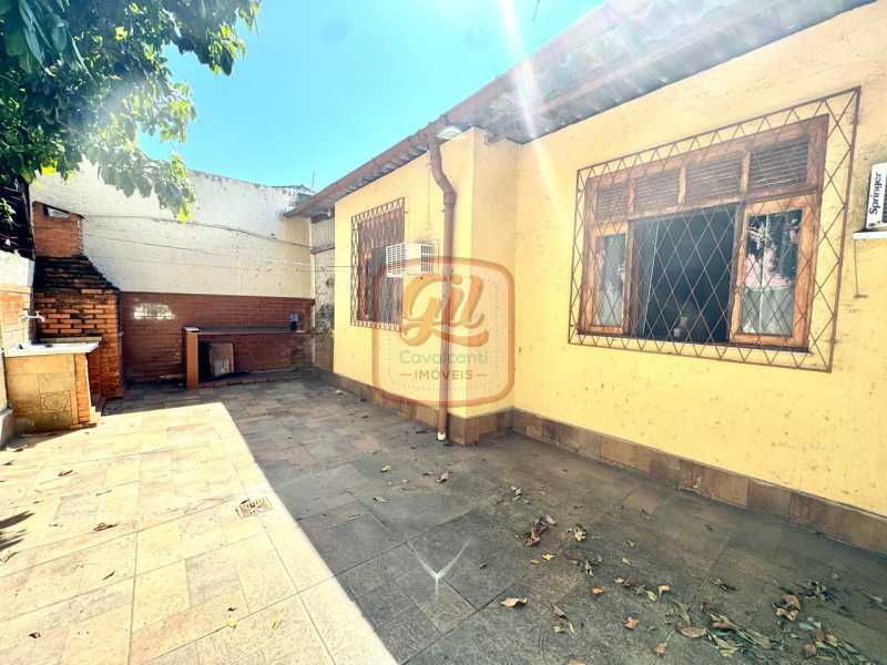 WhatsApp Image 2025-10-03 at 1 - 5