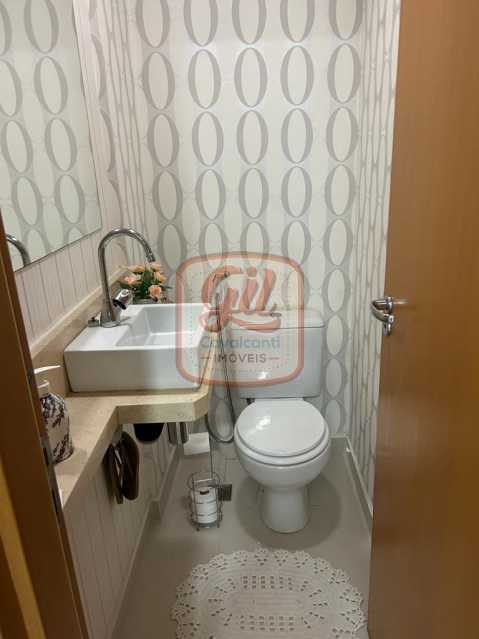 2c56ae22-499f-49aa-85ee-9e8c90 - 12