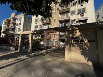 Janelas Amplas - Apartamento de frente VAZIO sala varanda 02 quartos 01 vaga próximo supermercado - AP3149