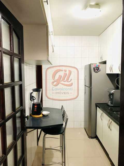 70c1d386-865f-4aef-9943-7a8b2a - 18