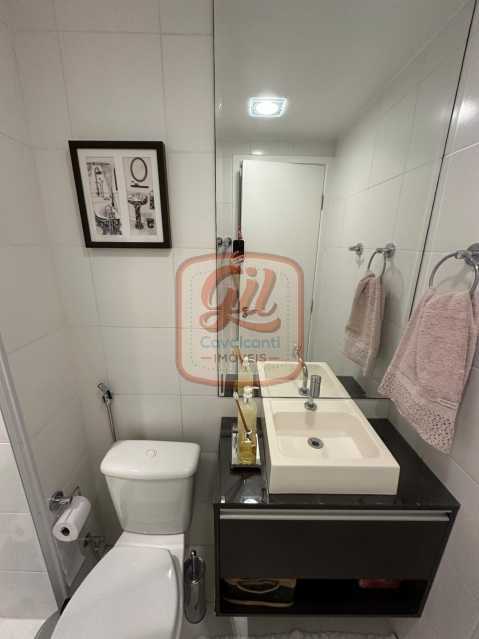 a2f632fe-3de7-4cd3-a386-b8d562 - 18