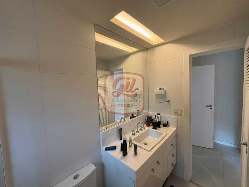 d566921b-df72-462e-ad2e-163b28 - 19